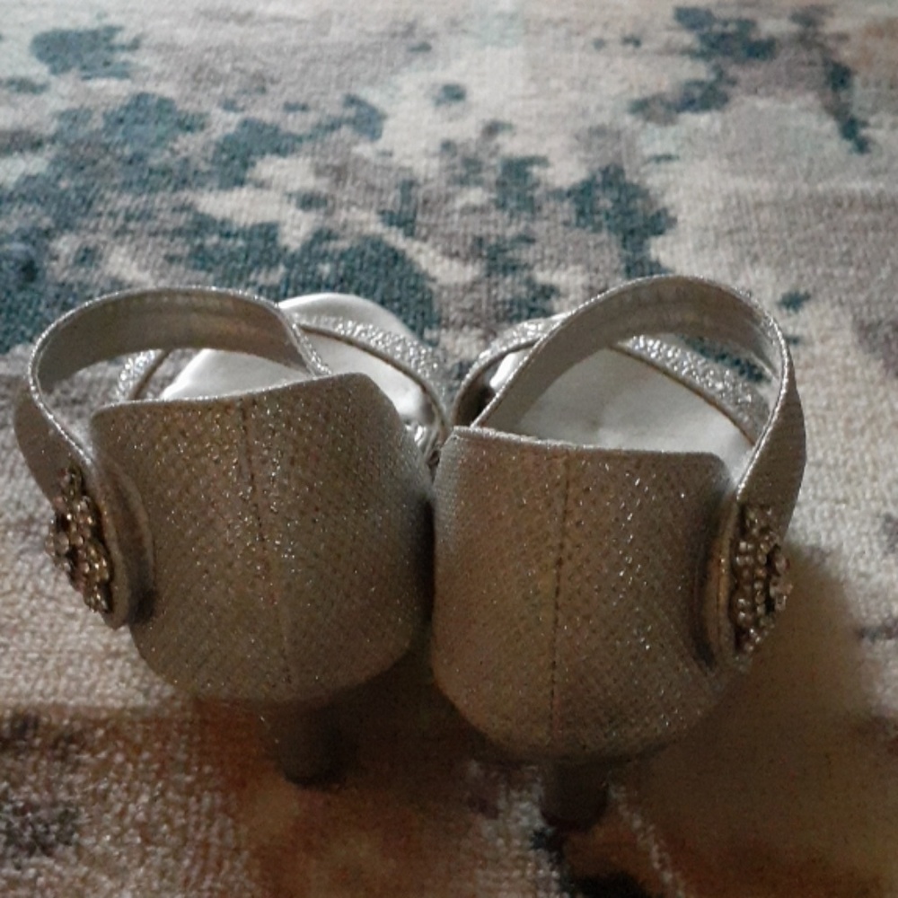 Girls wedges